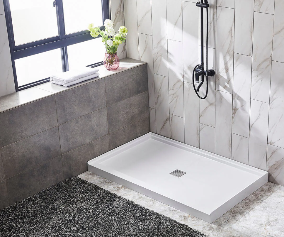 36''x 36''x 4'' Single Threshold Shower Base (White) (Center Drain)